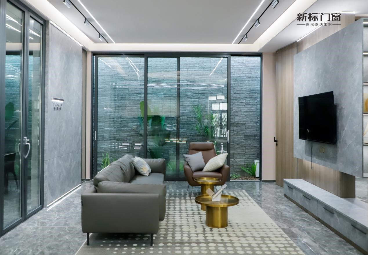 成都斷橋鋁門窗代理十大排名中有新標嗎？加盟新標門窗，讓你的前途無量(圖1)